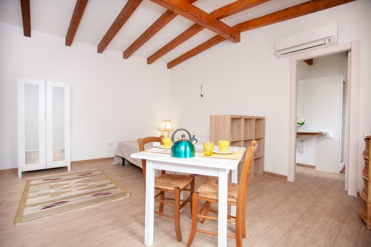 La Puppusedda Apartman San Teodoro  Kültér fotó