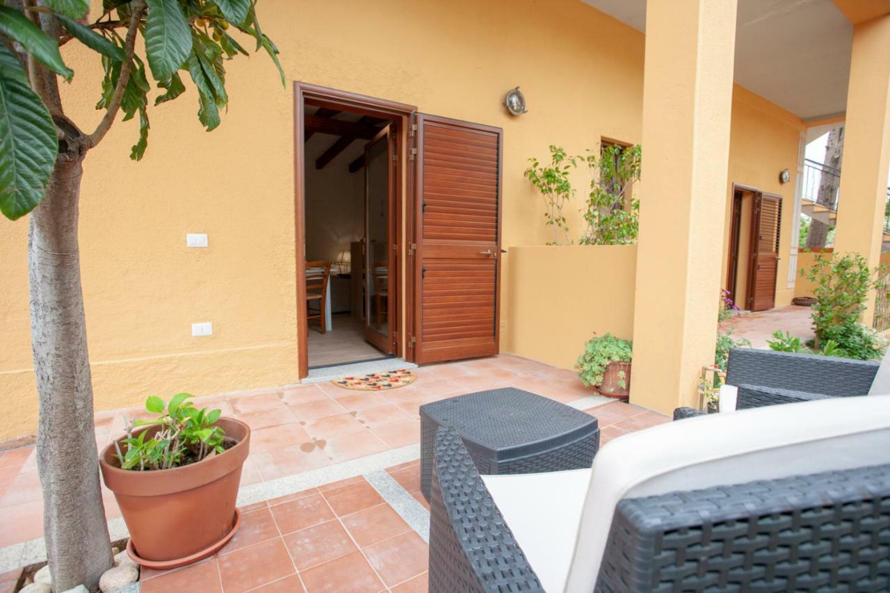 La Puppusedda Apartman San Teodoro  Kültér fotó